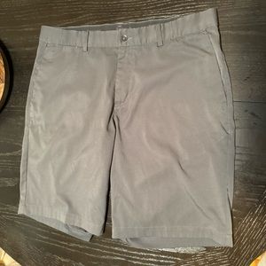 Men’s Nike golf shorts